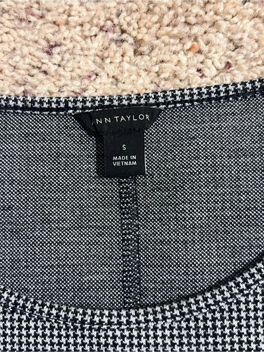 Ann Taylor beautiful polished
